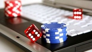 Người chơi xsmd kiểm tra danh sách chuẩn bị trước khi tham gia High Roller